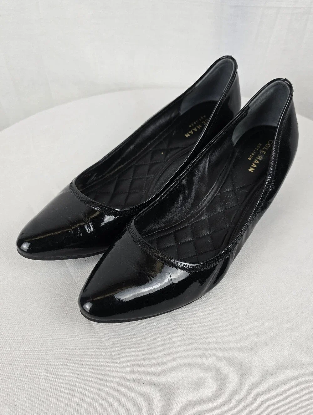 Cole Haan Tali Luxe Black Patent Leather Pointed Toe Wedge Kitten Heel Sz 7.5B